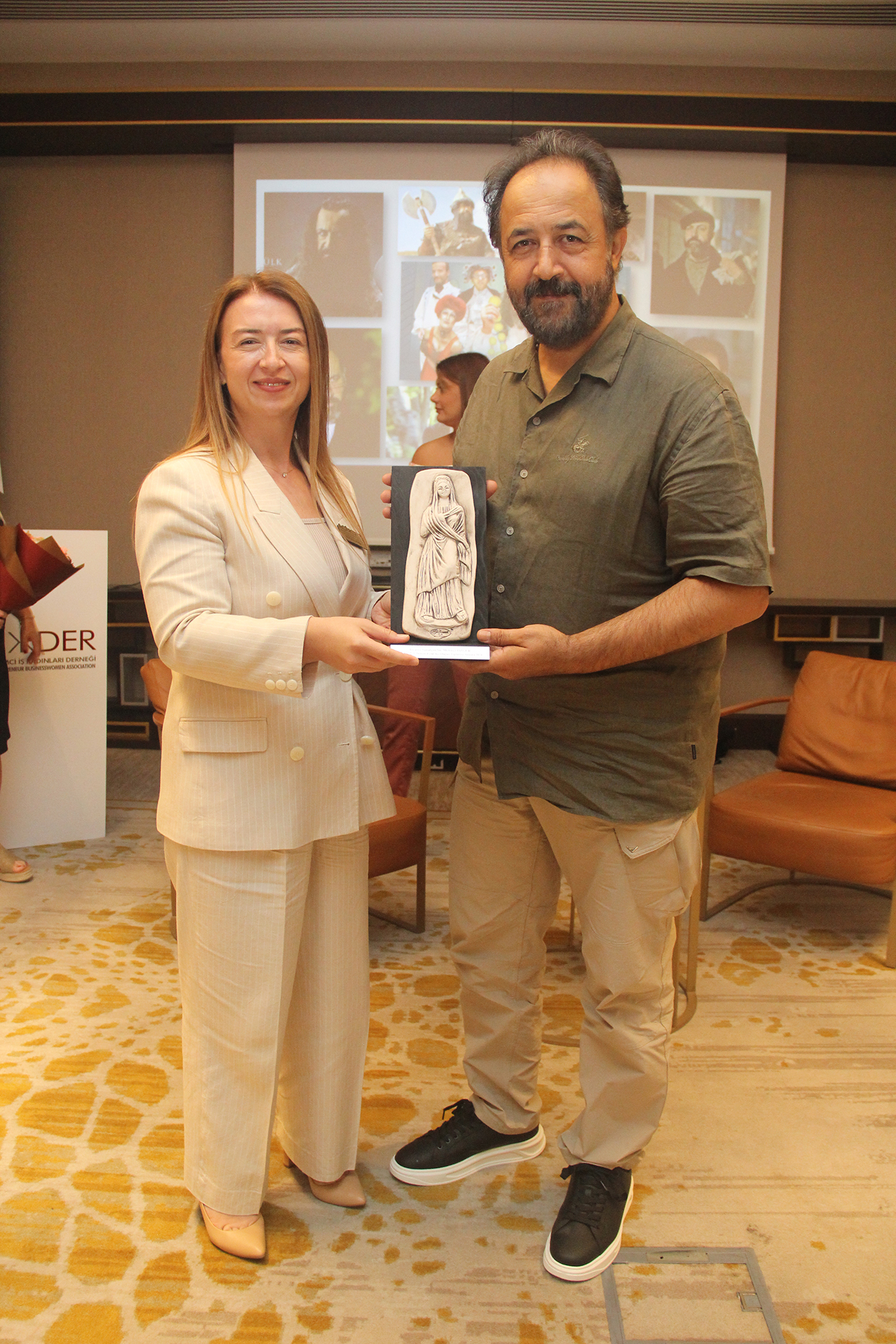 Antalya Oyuncu Çıkarmak Istiyor (1)