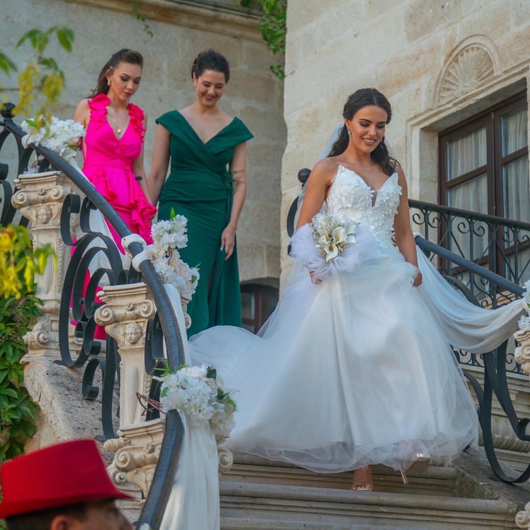 Guzel Asklar Diyari Oyunculari 15