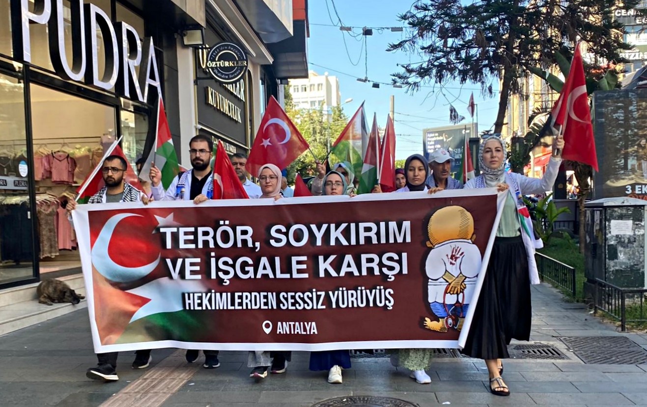 Hekimlerden Sessiz Yürüyüş (3)