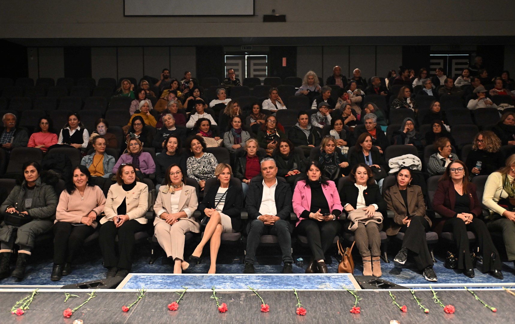 Kadına Karşı Şiddetle Mücade Günü Etkinliği (2) (Large)