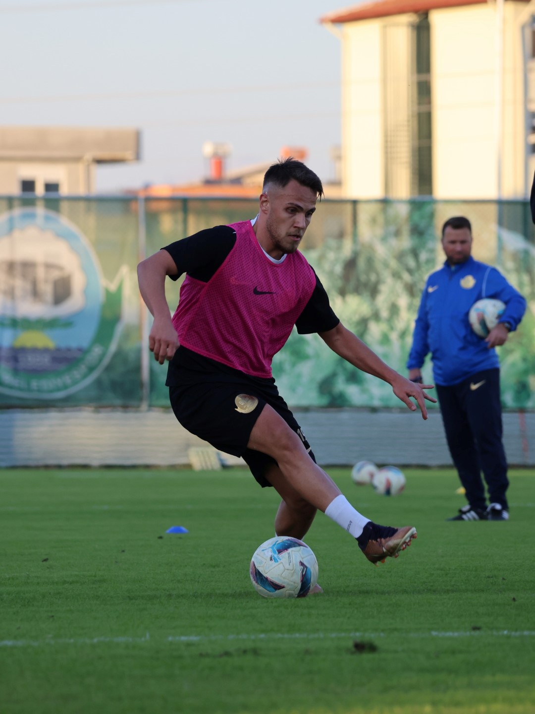 Serikspor (3)-2