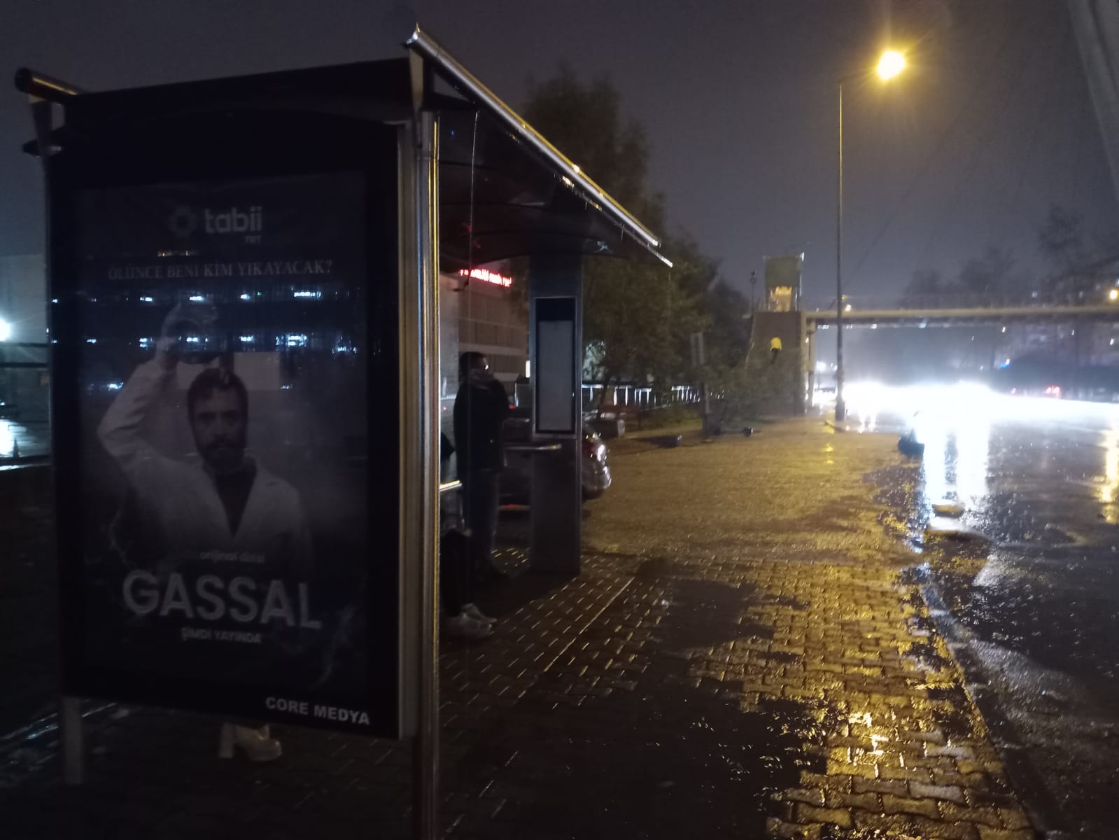Otobüs Durakları Korunaksız (3)