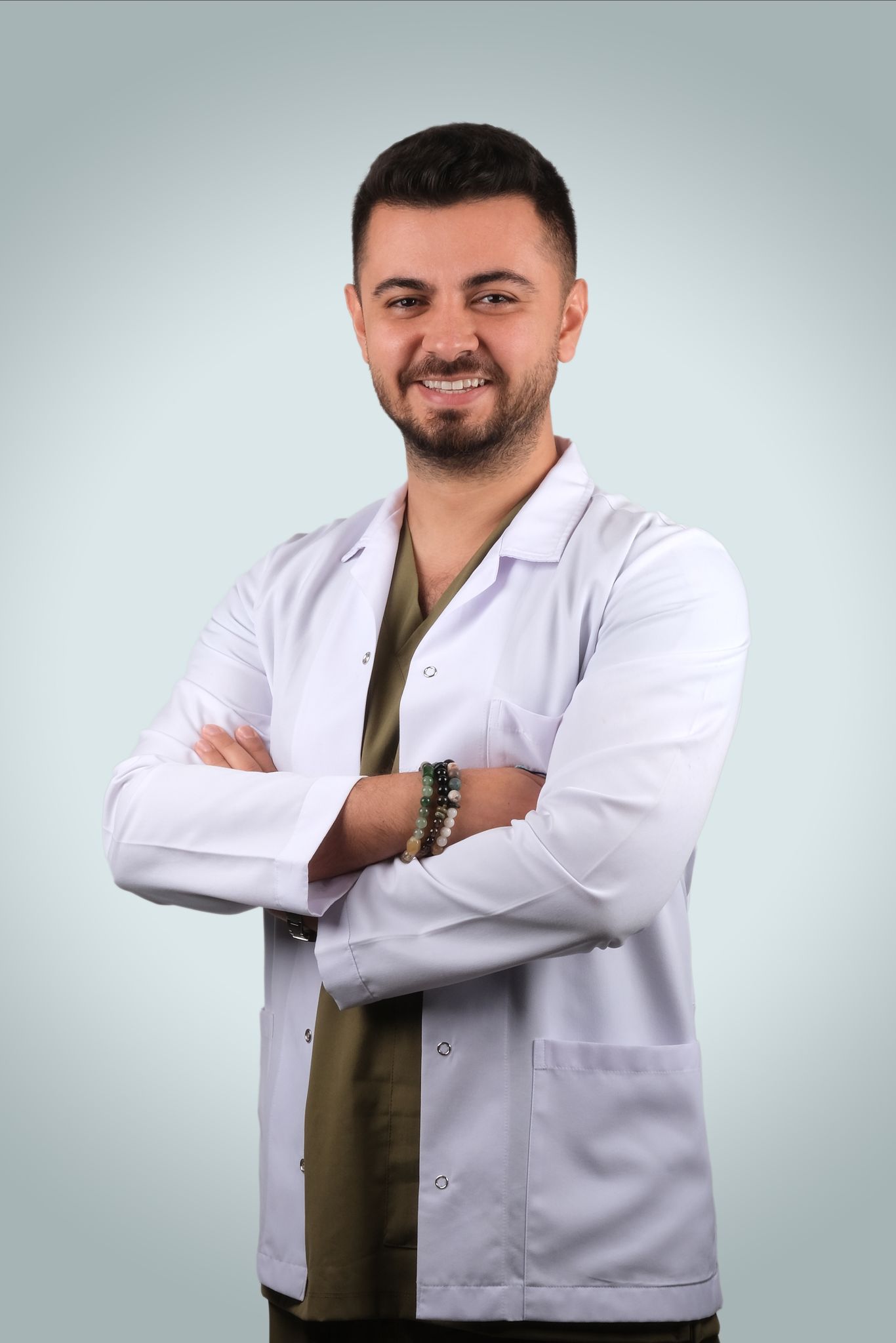 Dent Laracity Diş Kliniği Sahibi Msc. Dt. Ahmet Erdoğan