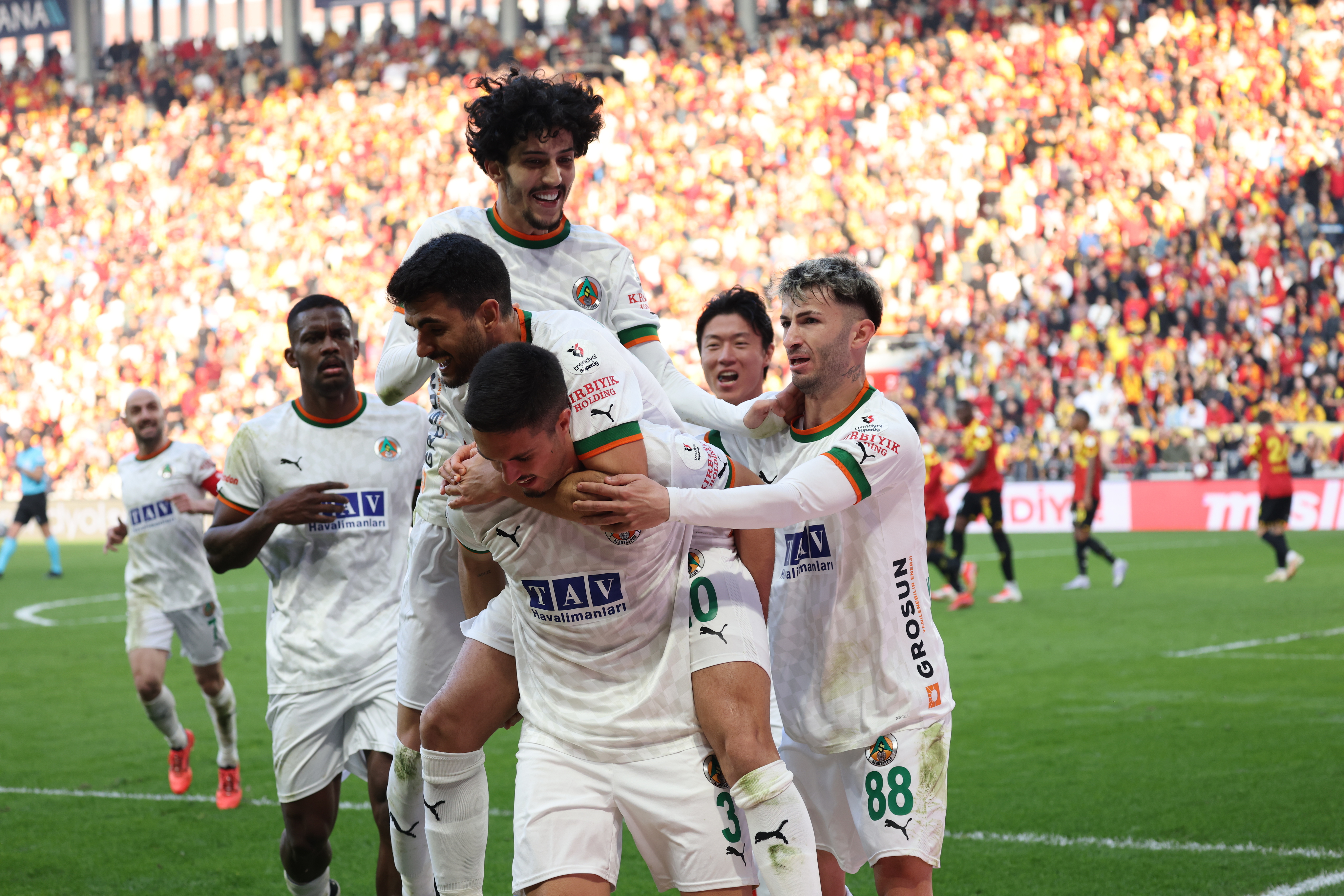 Alanyaspor (4)-5