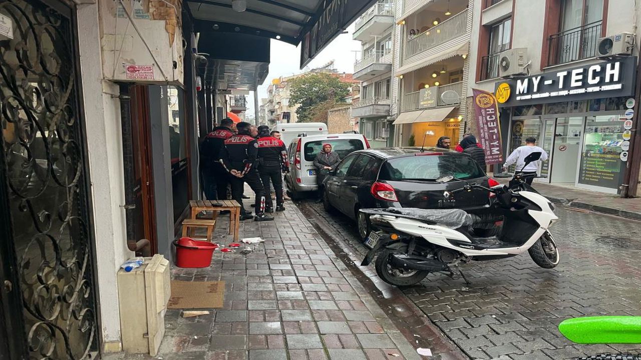 Satirli Kavgayi Ayirmak Istedi Canindan Oluyordu (1)