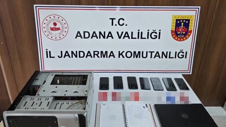 Adana'da Evde Sabun Paketleme Ilanıyla Dolandırıcılık 5 Tutuklama (2)