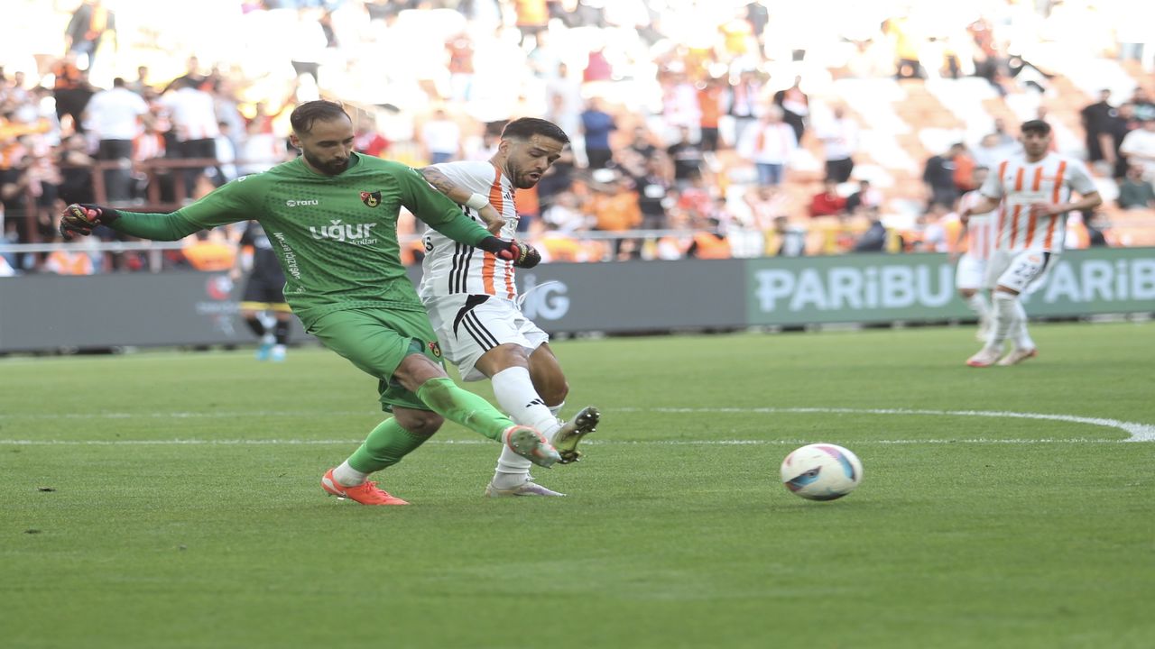 Adanaspor Mac (1)