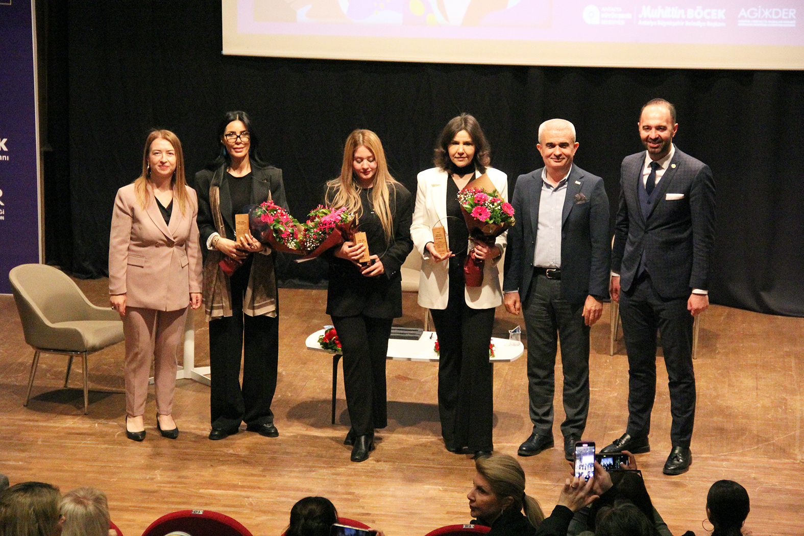 Agi̇der Gi̇ri̇şi̇mde Kadin Zi̇rvesi̇ Düzenle (4)
