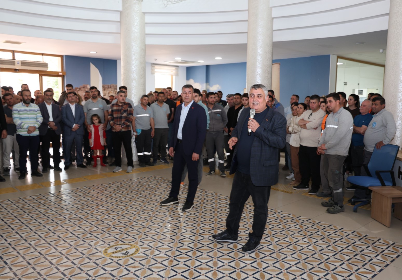 Aksu Belediye Başkanı İsa Yıldırım, Personeliyle Bayramlaştı (4)