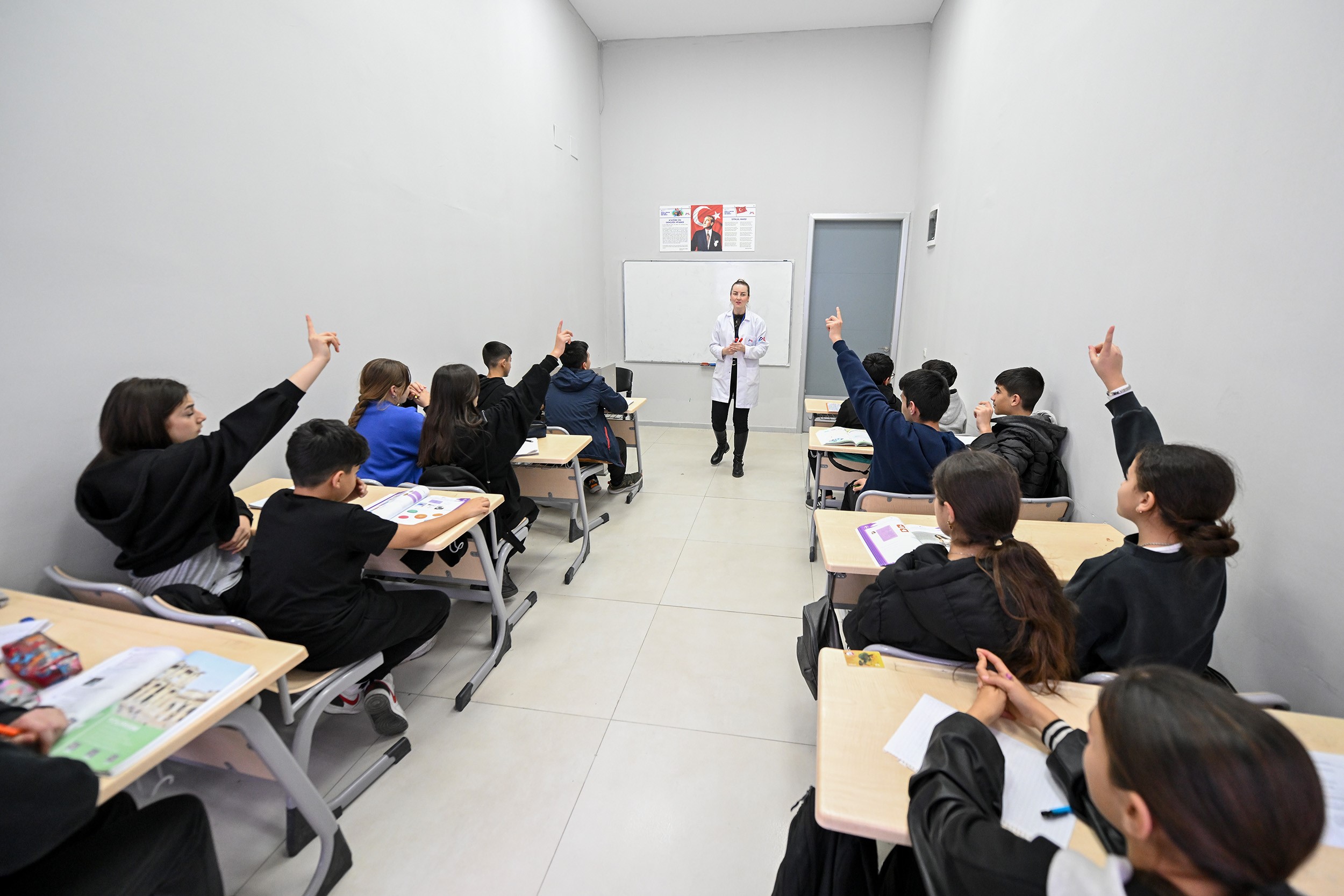 Anamur'da Öğrencilere Ücretsiz Eğitim Desteği (2)
