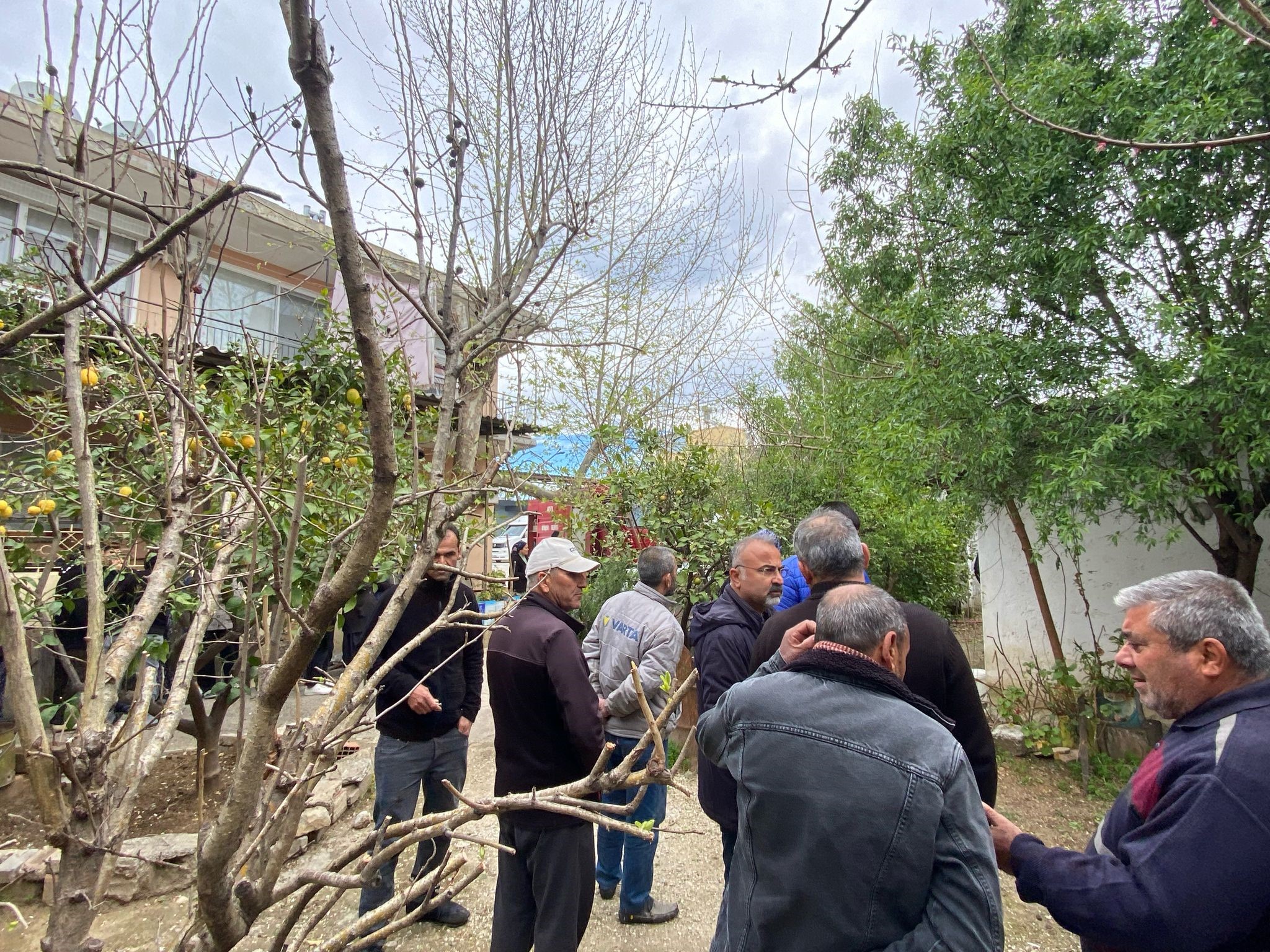 Antalya’da Çıkan Yangında Felçli Yaşlı Kadın Hayatını Kaybetti (5)