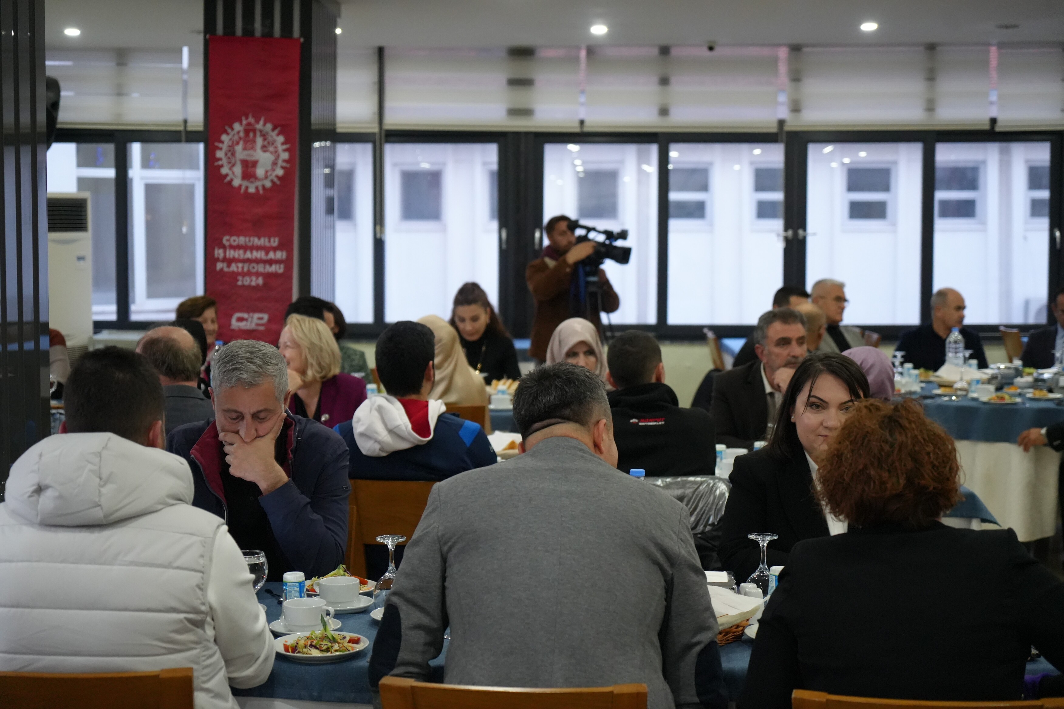 Antalya'daki Çorumlular Iftar Programında Buluştu (1)