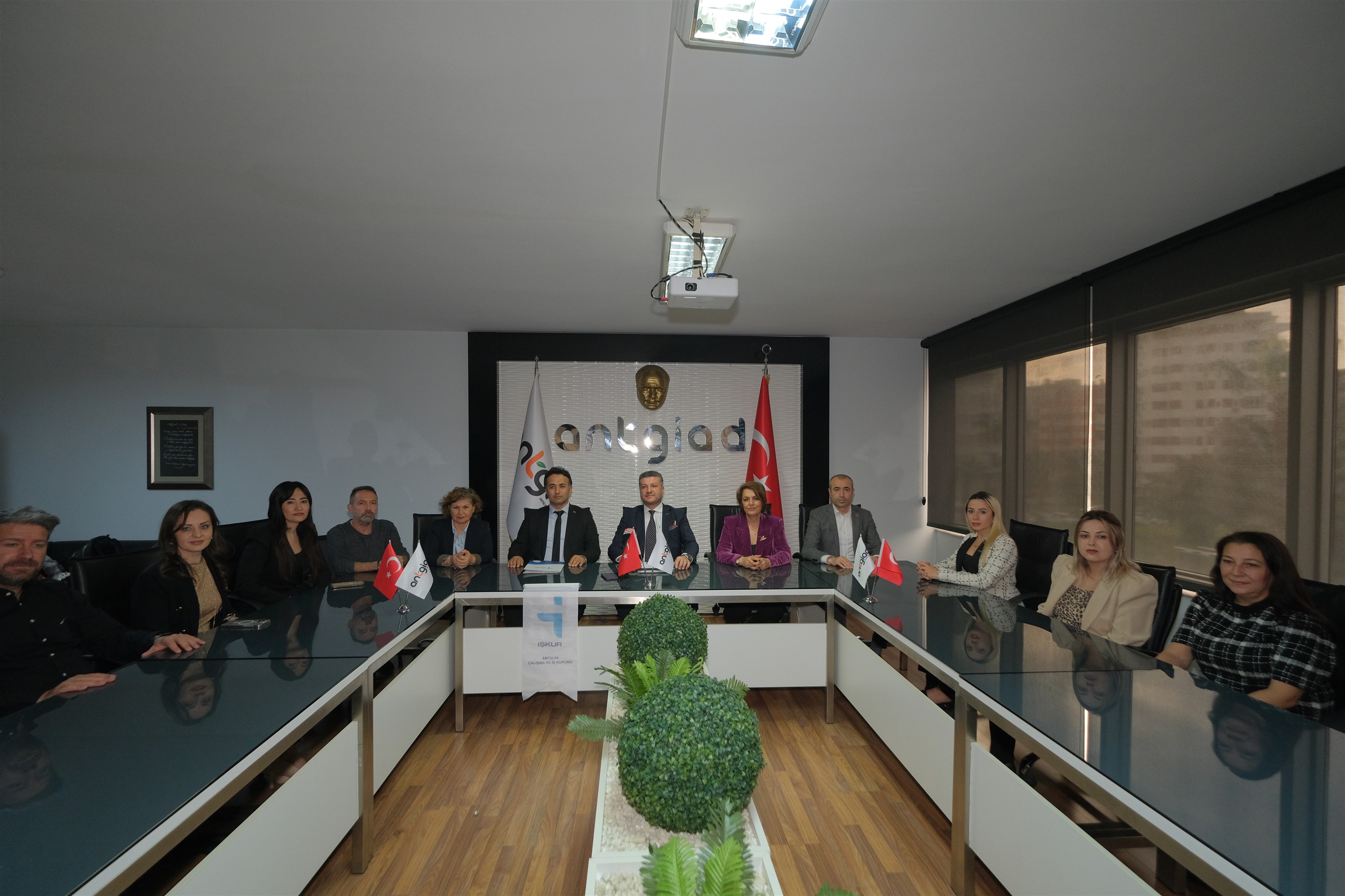 Antgi̇ad (1)-3
