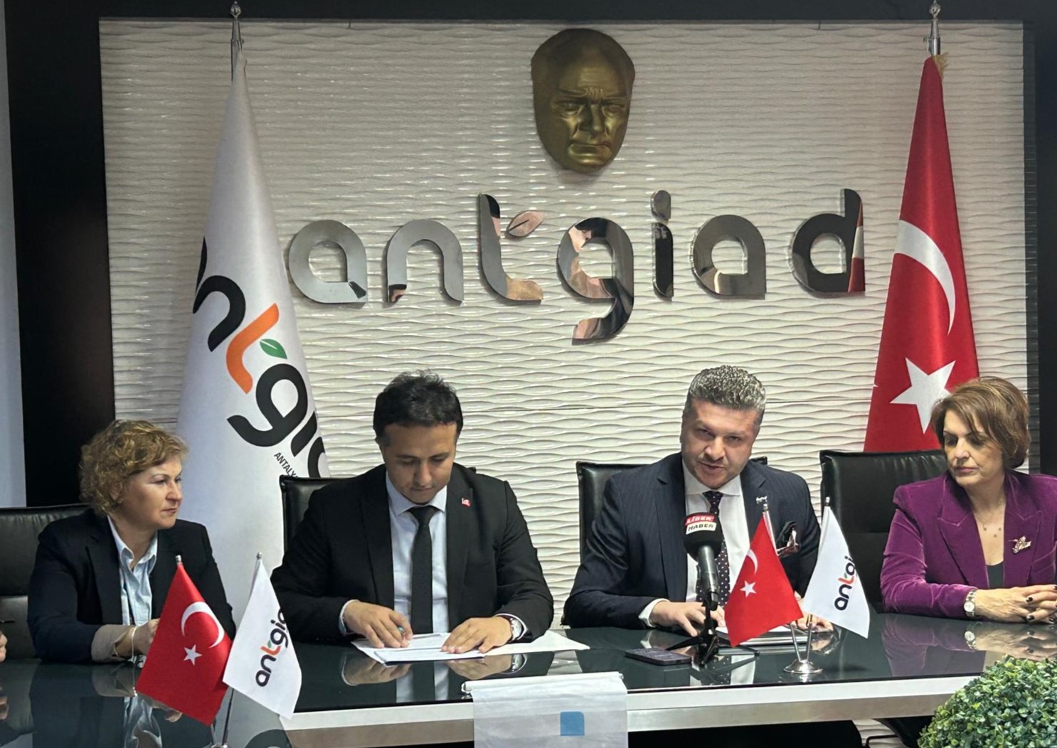 Antgi̇ad (2)-4