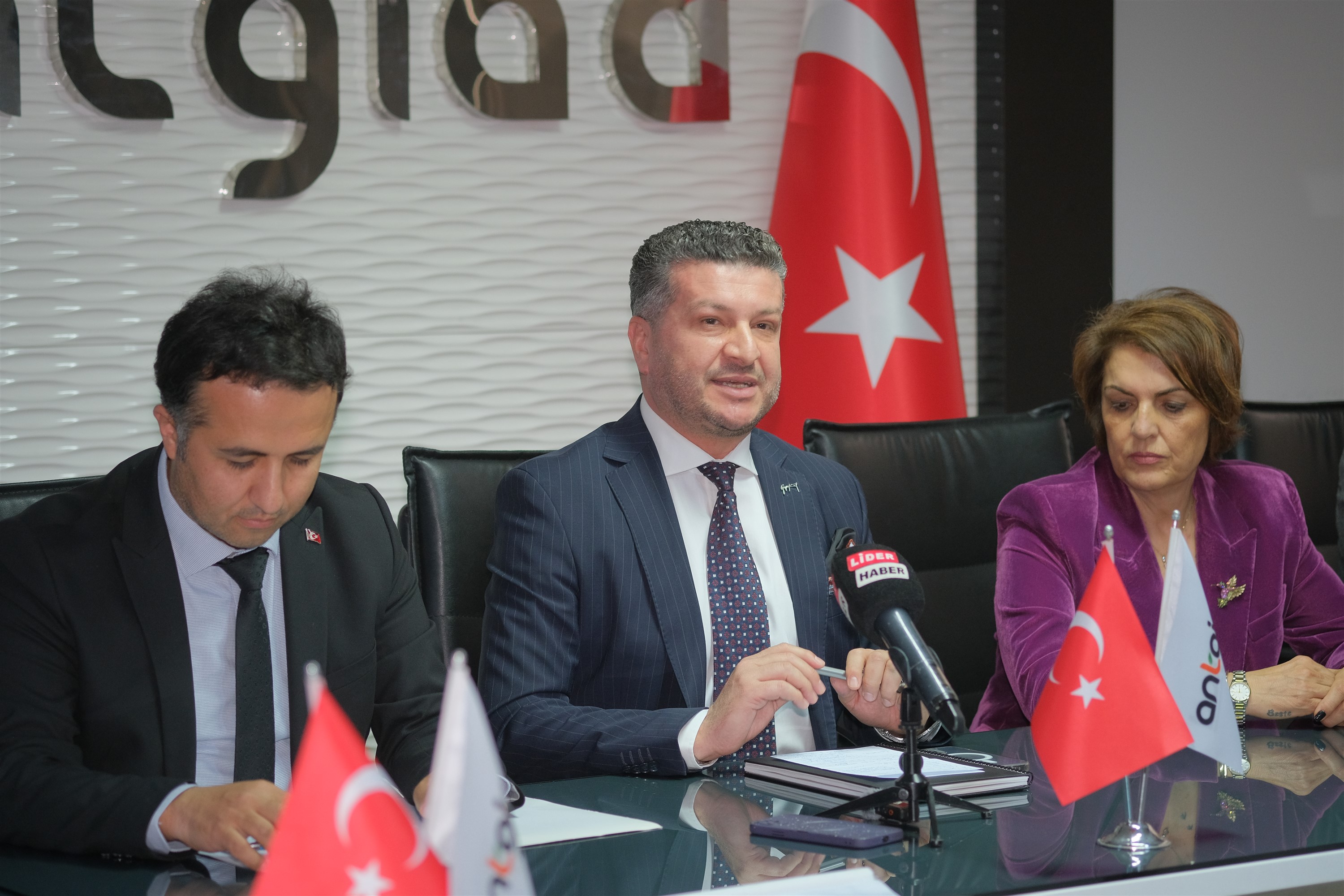 Antgi̇ad (2)-5