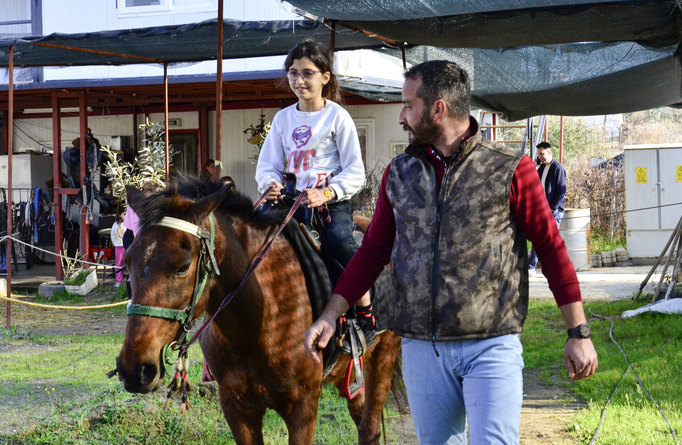 At Binme Çiftliğini Özel Ve Kimsesiz Çocukların Hizmetine Sundu (2)