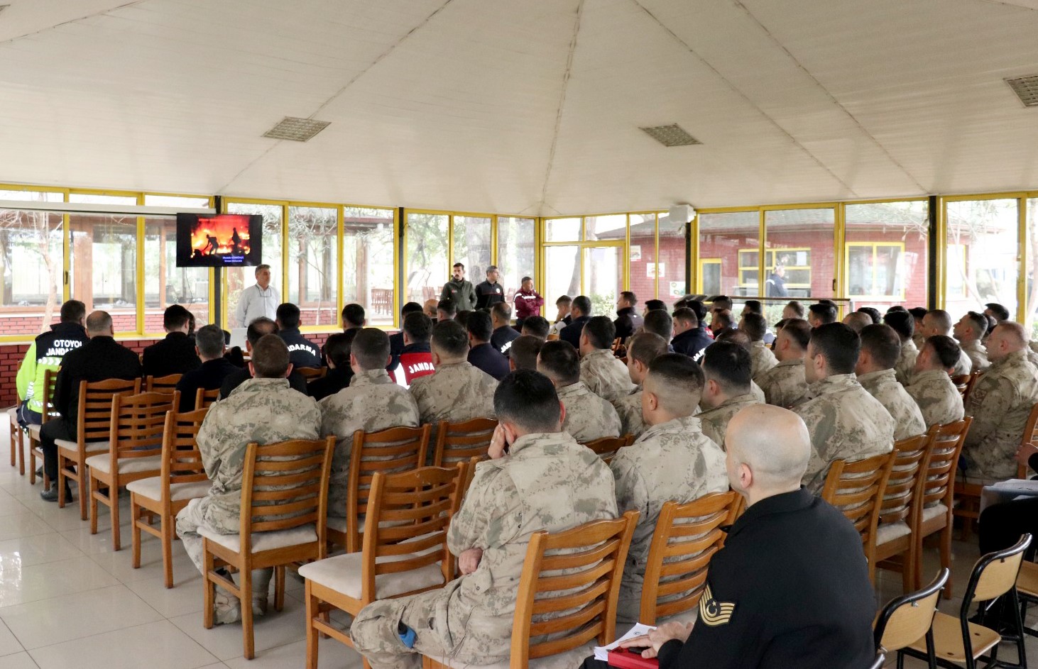 Aydın'da Jandarma Personeline Orman Yangını Eğitimi (2)