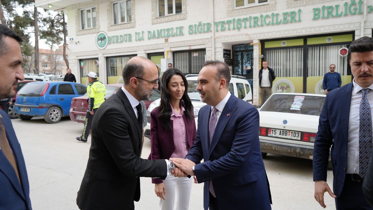 Bakan Kacir Burdur Ziyareti (1)