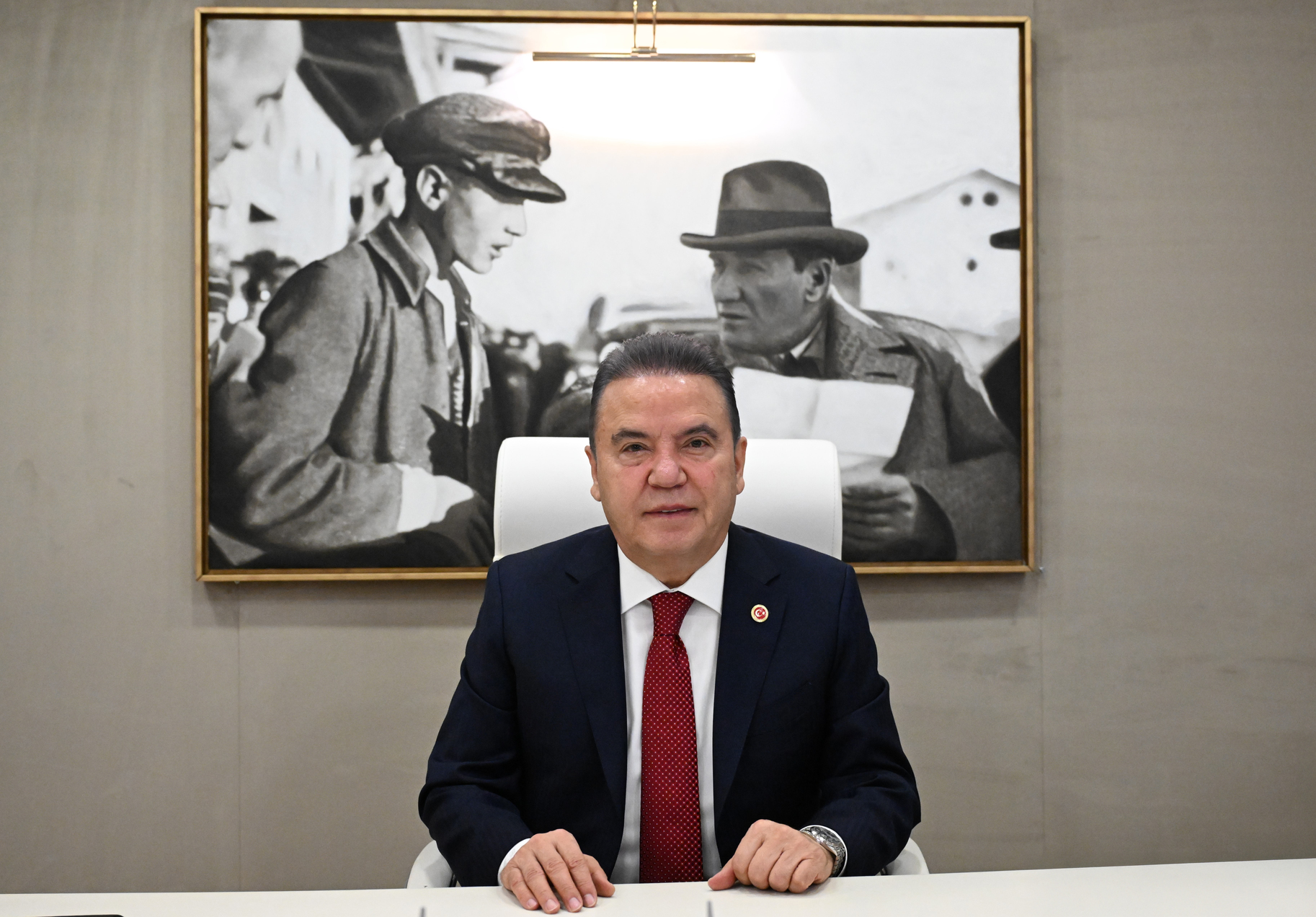 Başkan Muhi̇tti̇n Böcek’i̇n 8 Mart Mesaji (2)