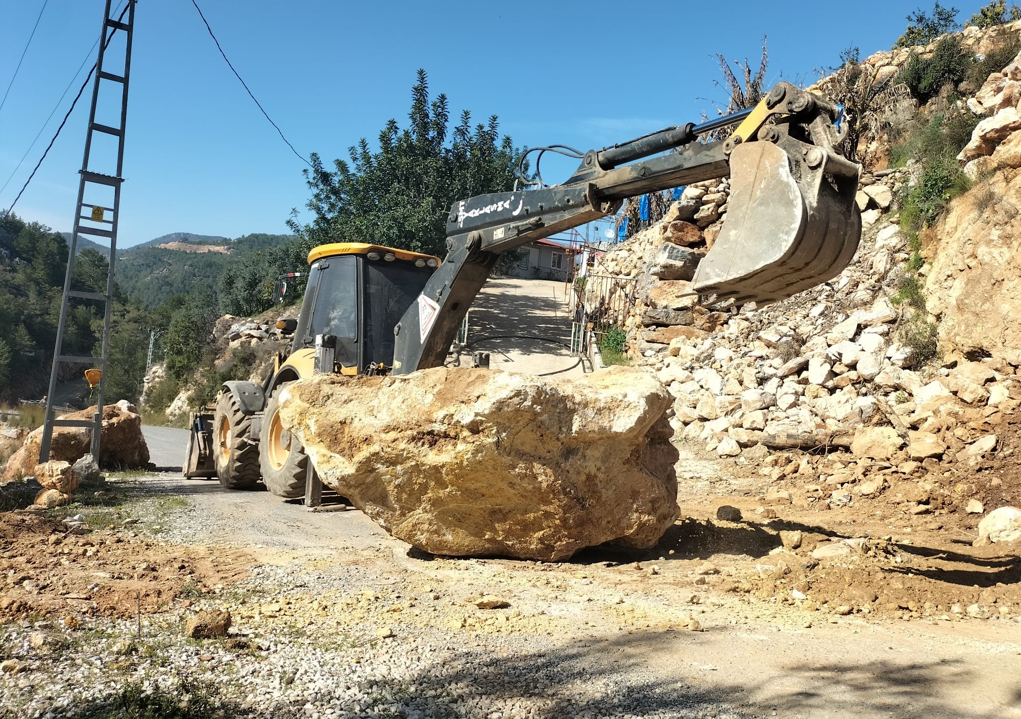 Beyreli̇ Heyelan (1)