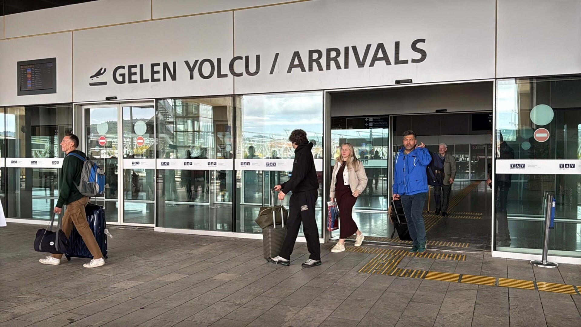 Bodrum’a 3 Ucak Ile Dis Hatlardan Yaz (1)