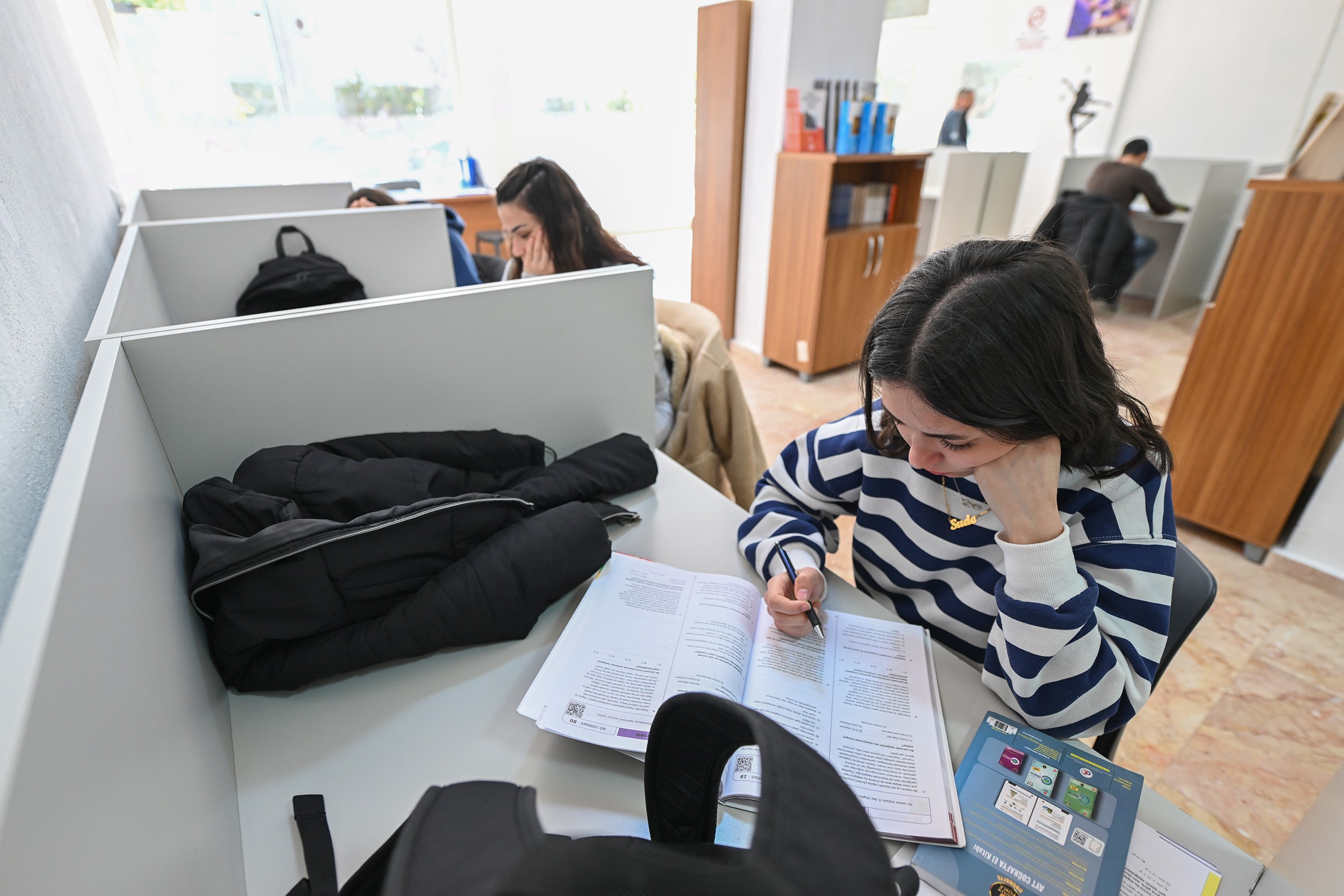 Bozyazı'ya Okuma Salonu Açıldı (2)