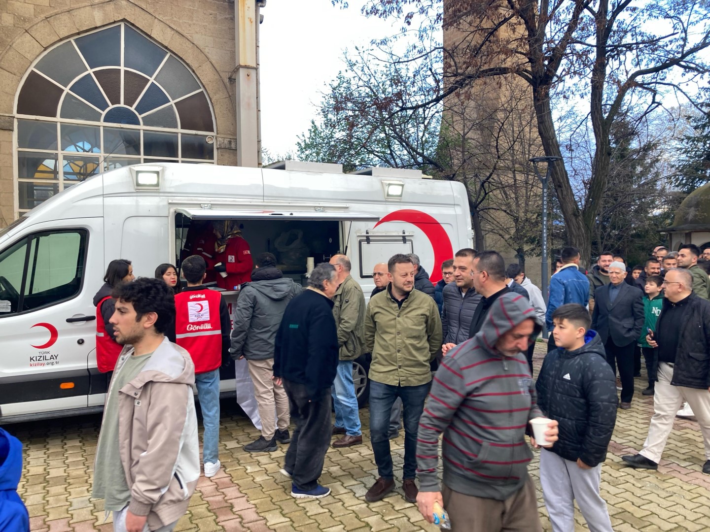 Burdur'da Bayram Namazında Camiler Doldu Taştı (3)