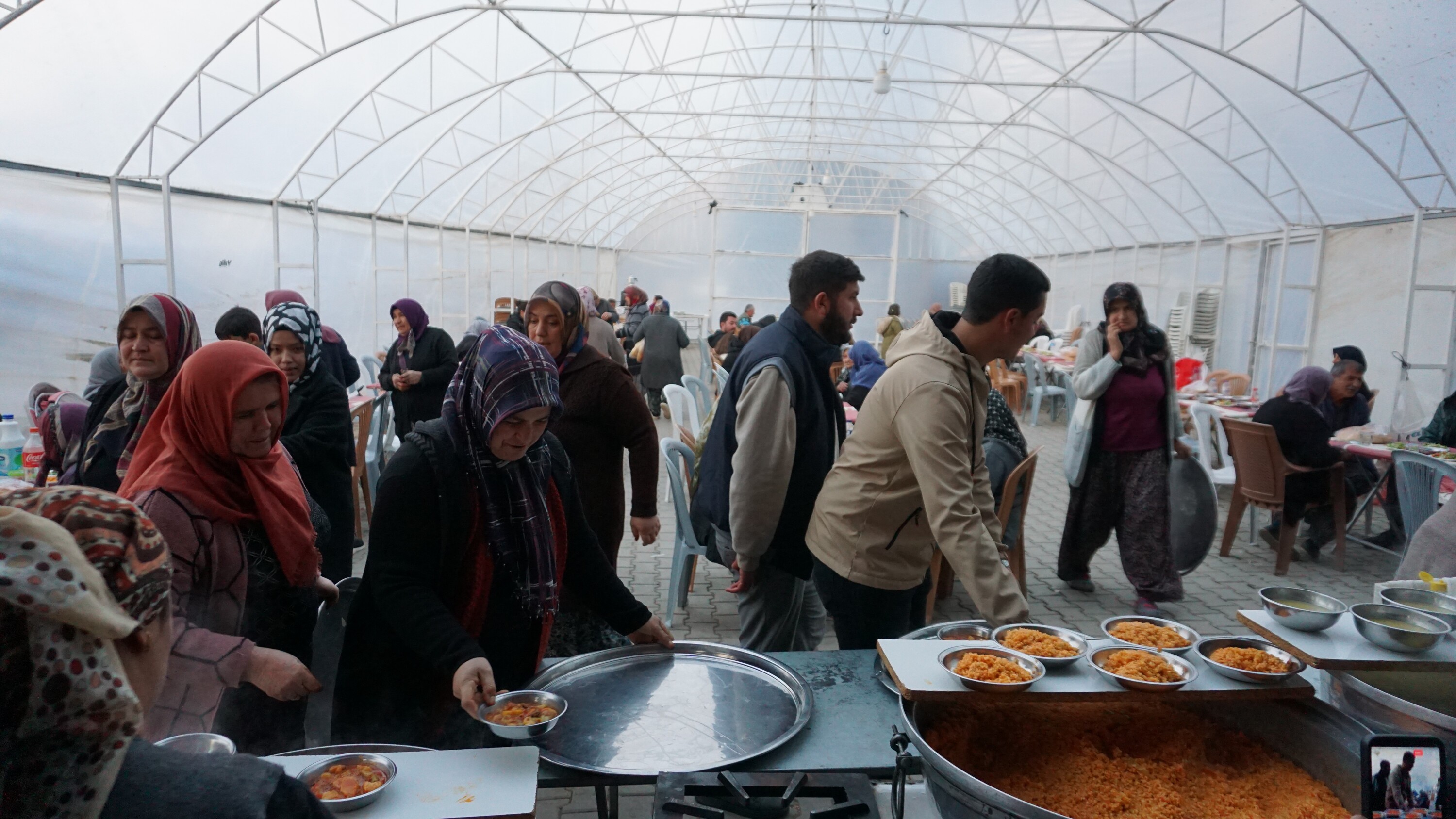 Burdur'da Köy Halkının Imece Usulü Iftar Dayanışması (4)