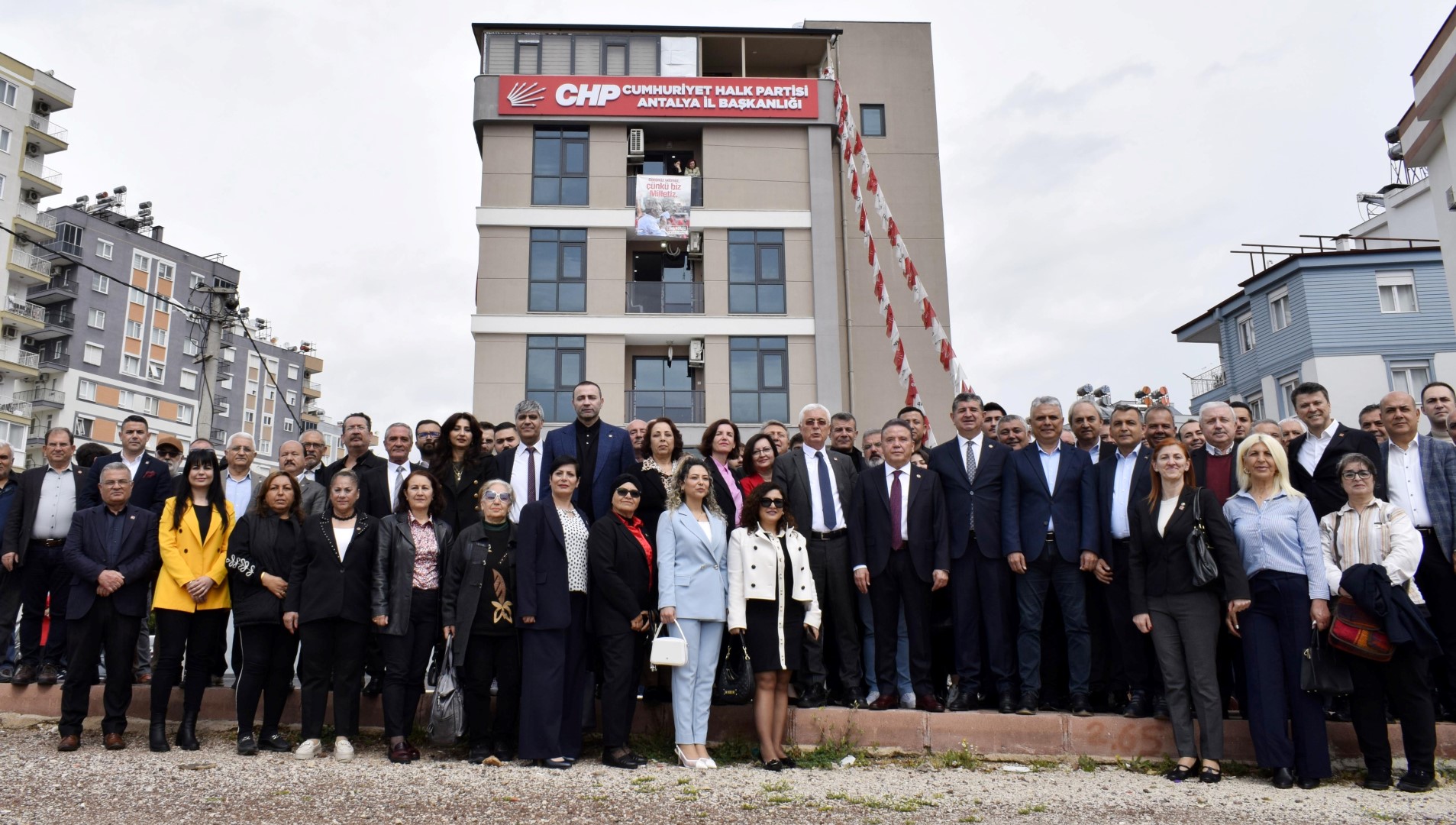 Chp Antalya’da Bayramlasma Toreni 637485 188819 (Large)