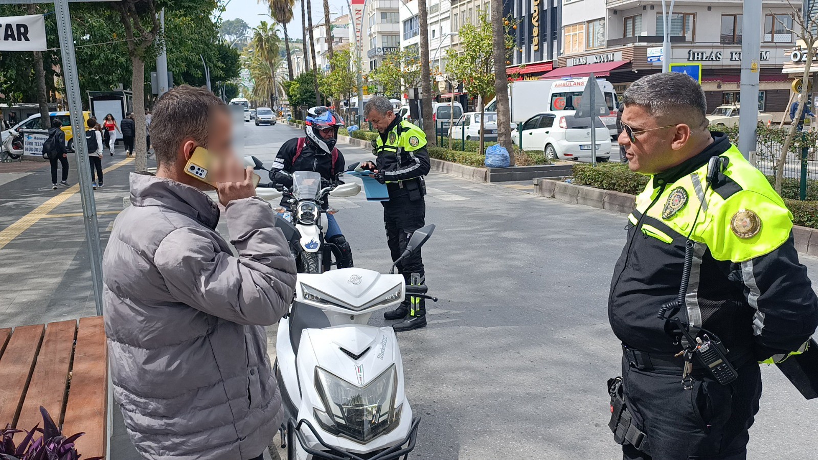 Denetime Takılınca ‘Ehliyetimi Evde Unuttum’ Dedi (3)