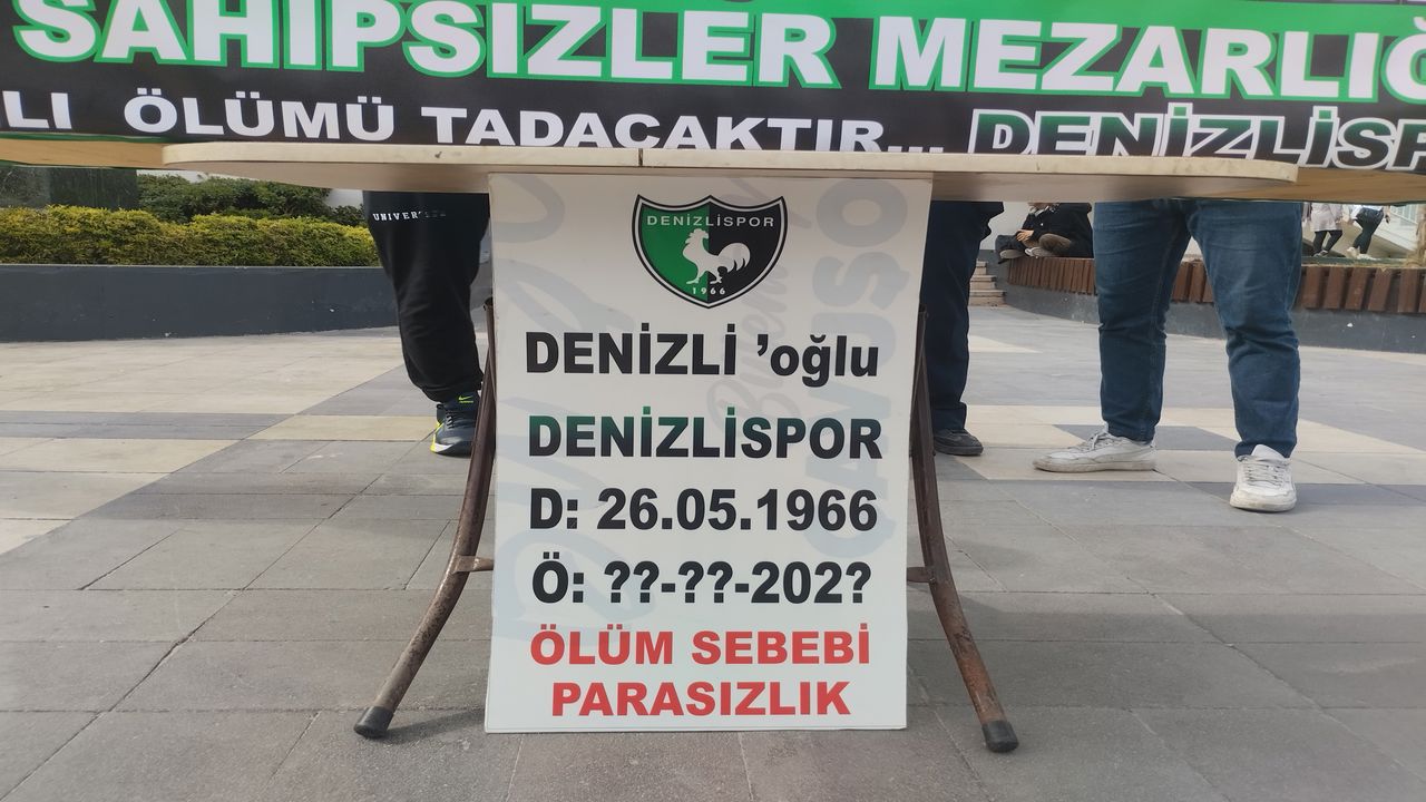 Denizlispor Tabutlu Eylem (2)