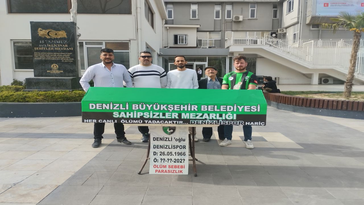 Denizlispor Tabutlu Eylem (3)