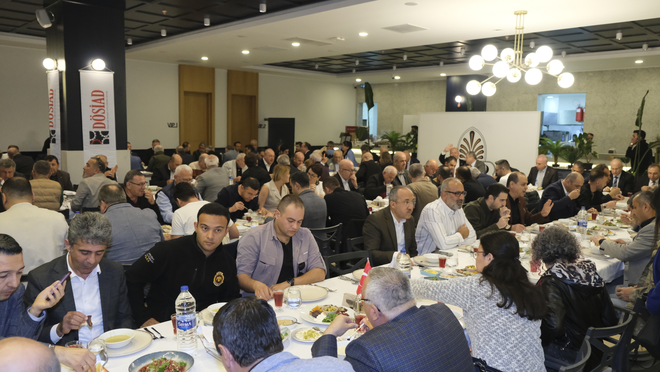 Dösi̇ad Geleneksel İftar Yemeğine Katılım Yoğun Oldu (2)