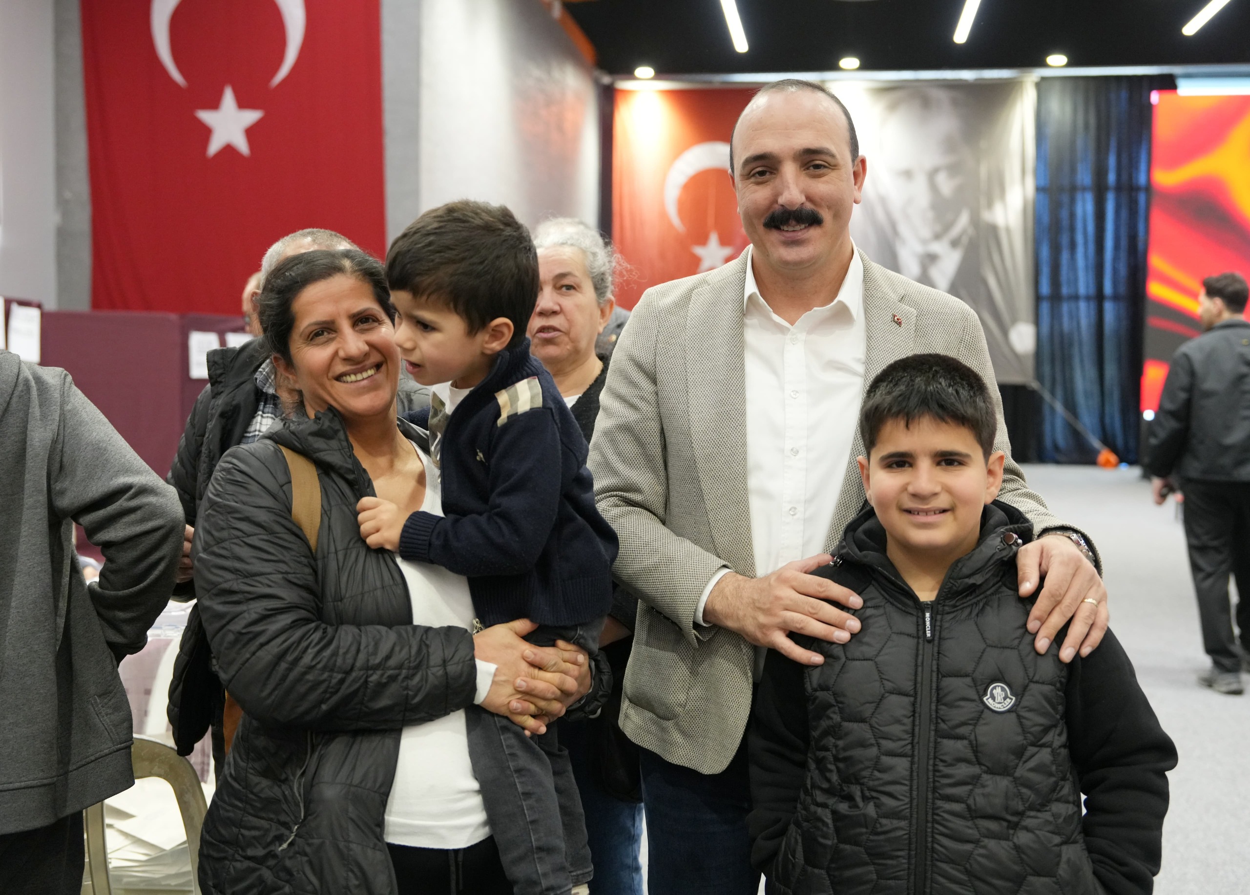 İmamoğlu'na Konyaalti'ndan Büyük Destek (2)