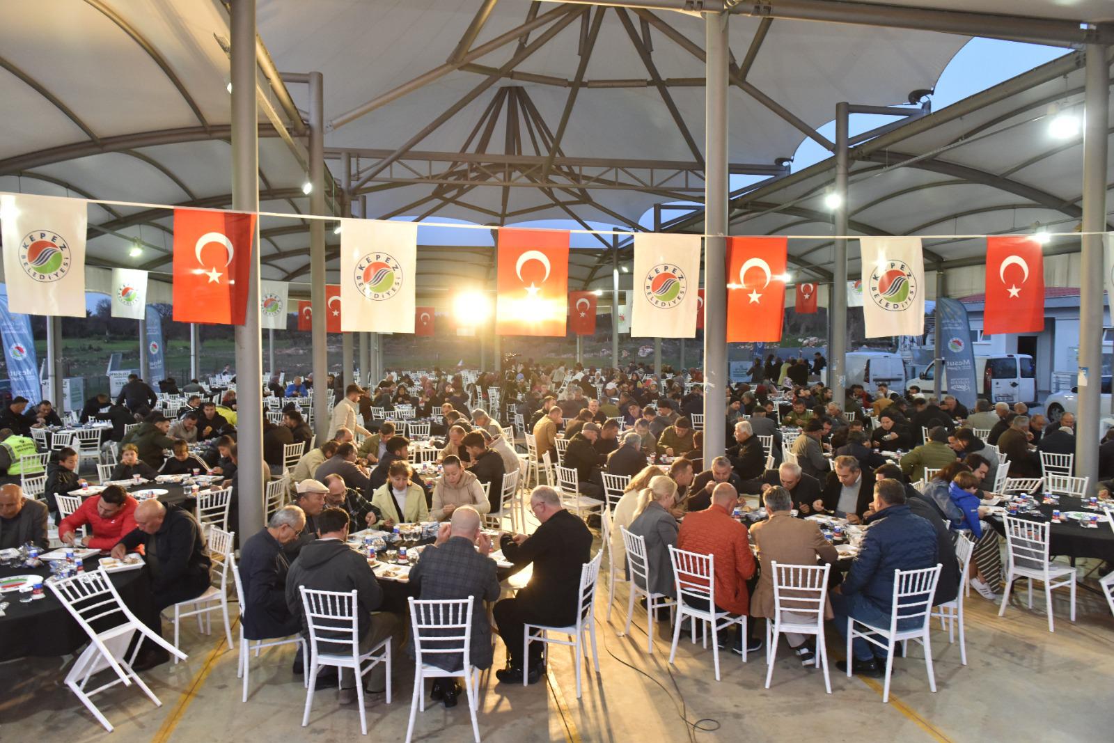 Kepezin Ramazan Sofralari Kizilli Da Kuruldu 4