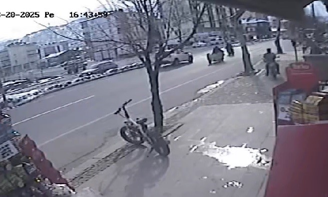Kontrolsuz Serit Degistirdi Kazaya Neden Oldu (1)