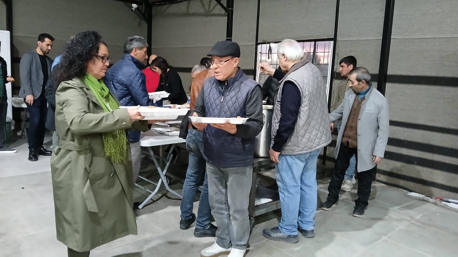 Konyaaltı Belediye Başkanı Cem Kotan Iftarda Hemşehrileriyle Buluştu (1)-1