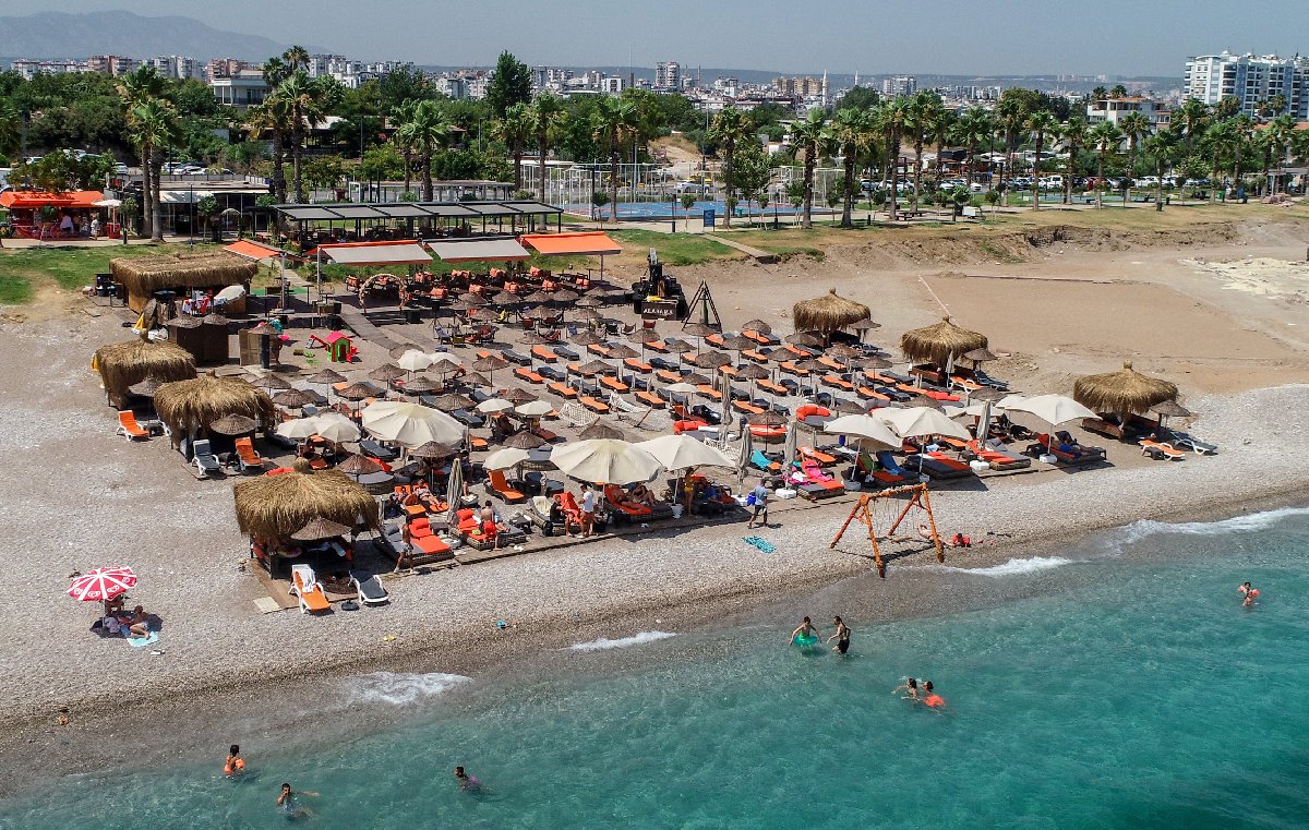 Konyaaltı Plajı (2)