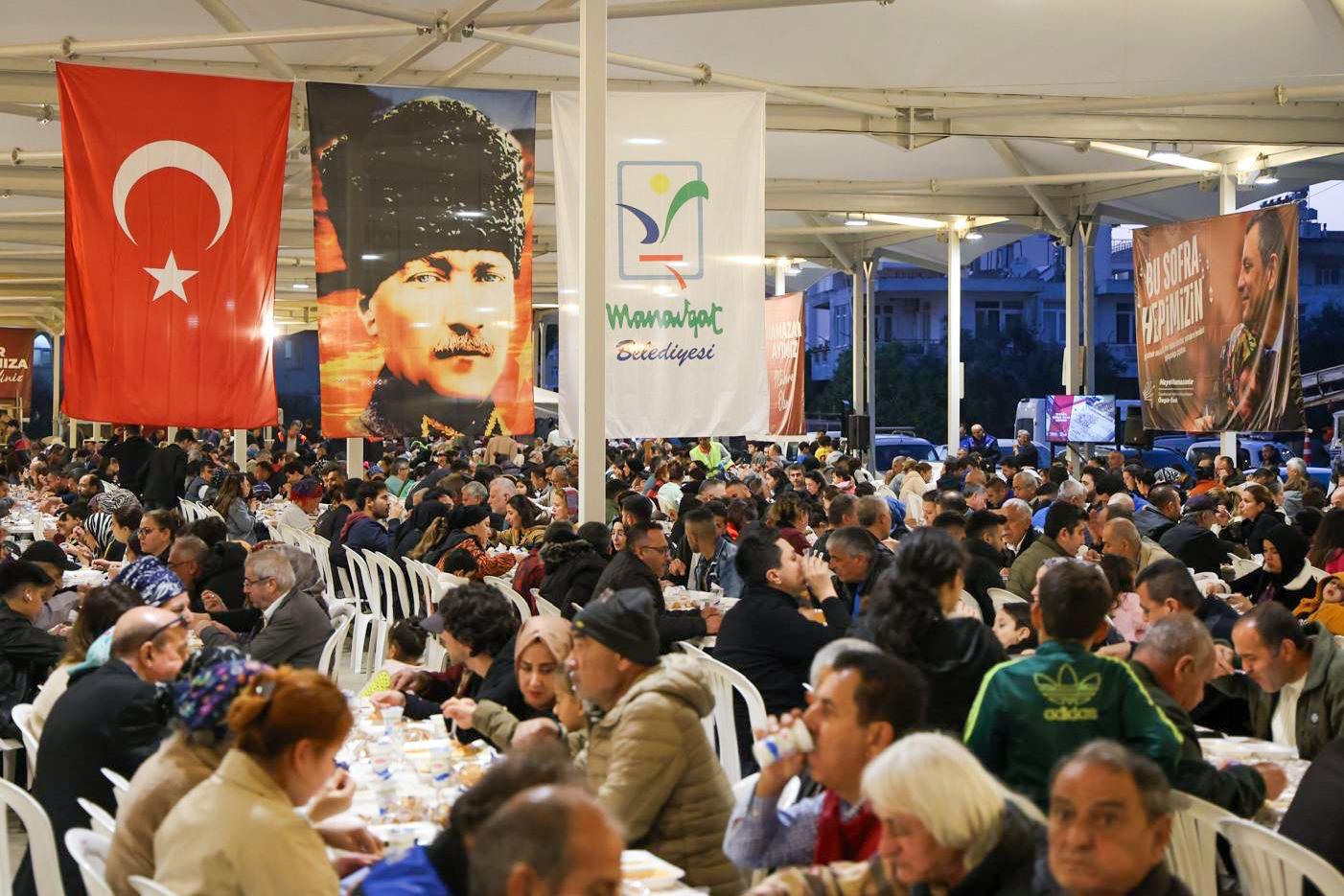 Manavgat Belediyesi Gönül Sofraları Kurmaya Devam Ediyor (5)