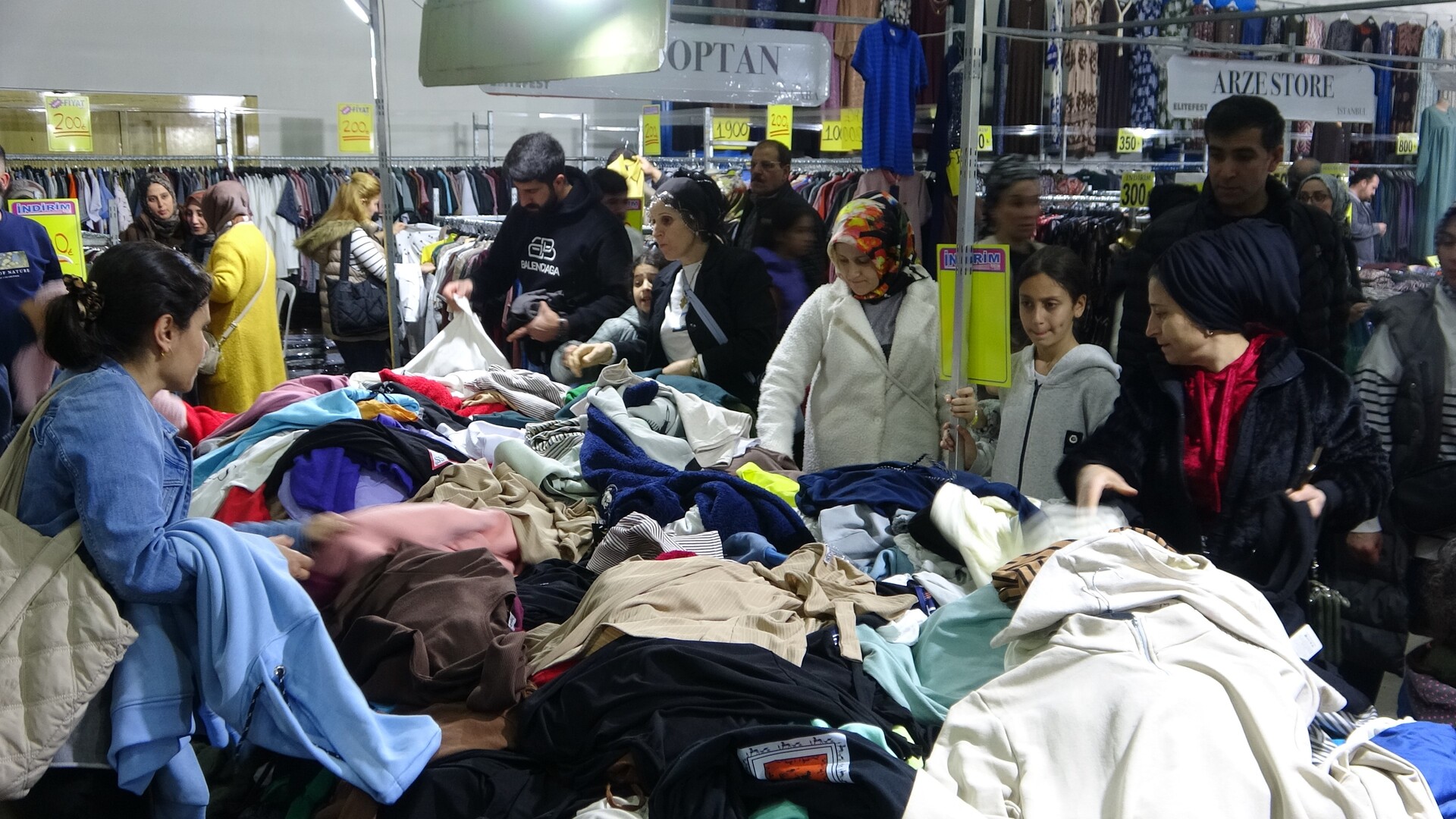 Mersin'de Ramazan Bayramı'na Özel Alışveriş Festivaline Yoğun Ilgi (2)