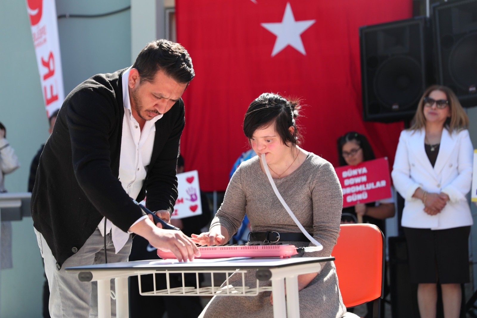 Özel Bireyler Araya Geldi (1)