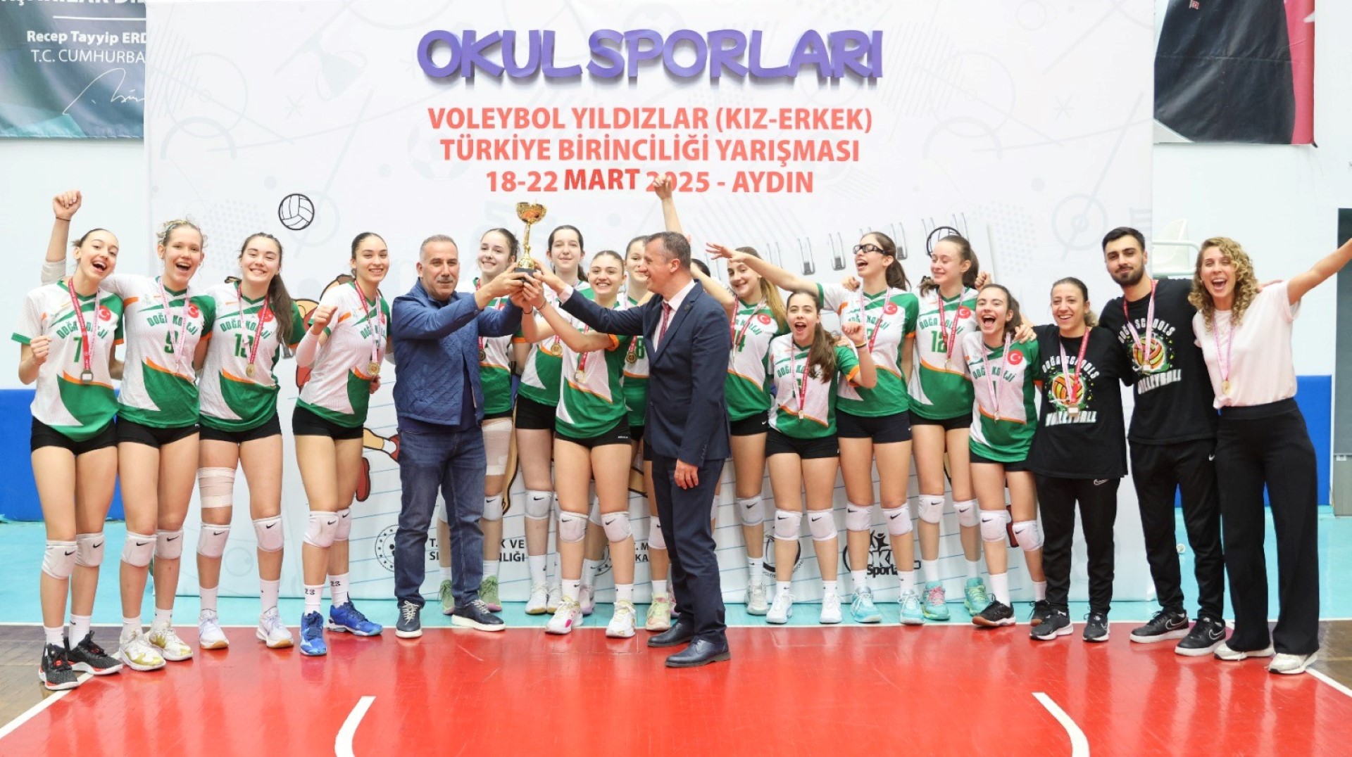 Voleybol Sona Erdi (2)