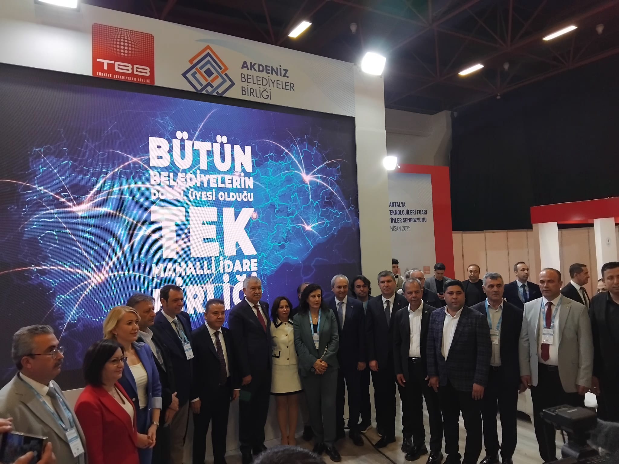 10. Antalya Şehircilik Ve Teknolojileri Fuarı Kapılarını Açtı (7)