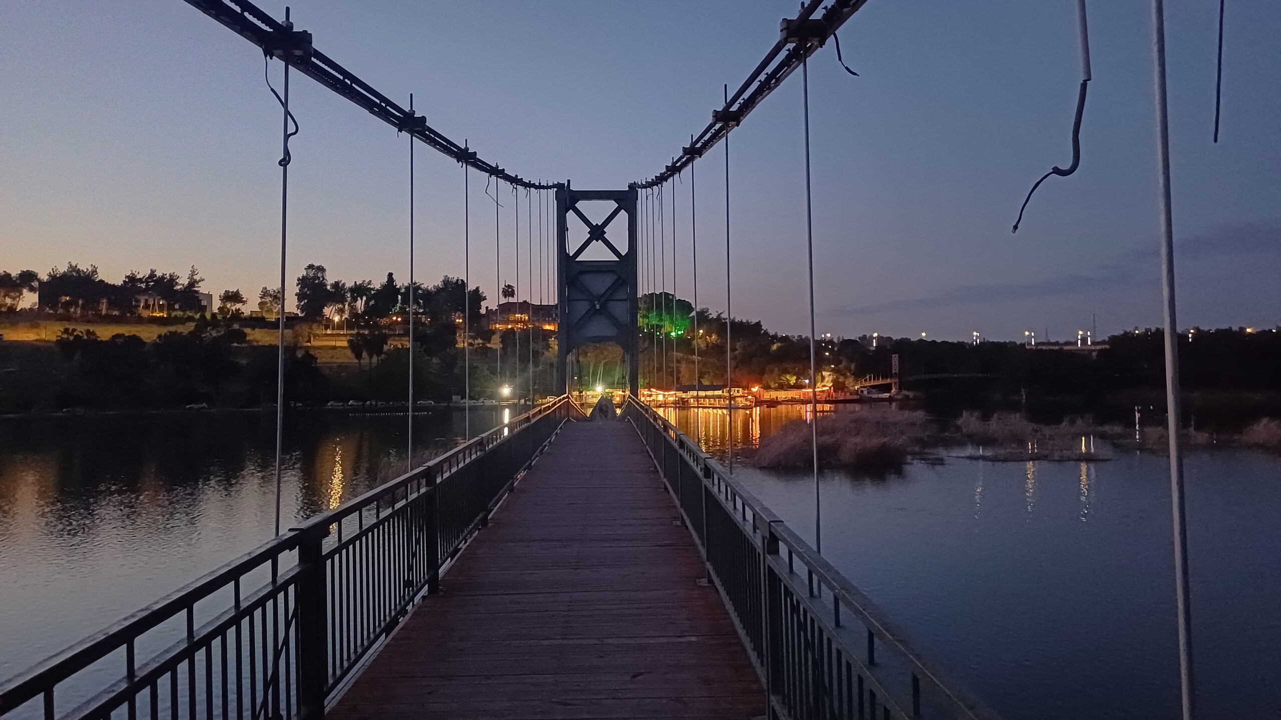 Adana'nın Boğazı Esi Baraj Karanlığa Terk Edildi (3)
