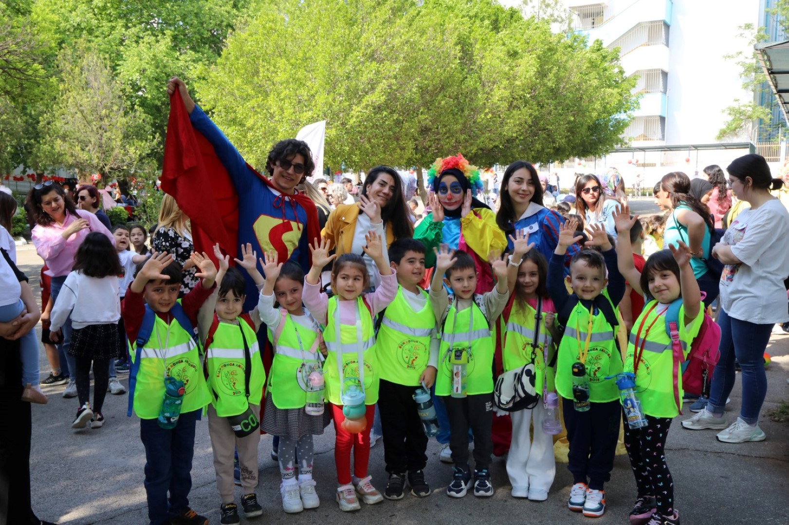 Akdeniz Üniversitesi Şenlik Çocuk (2)