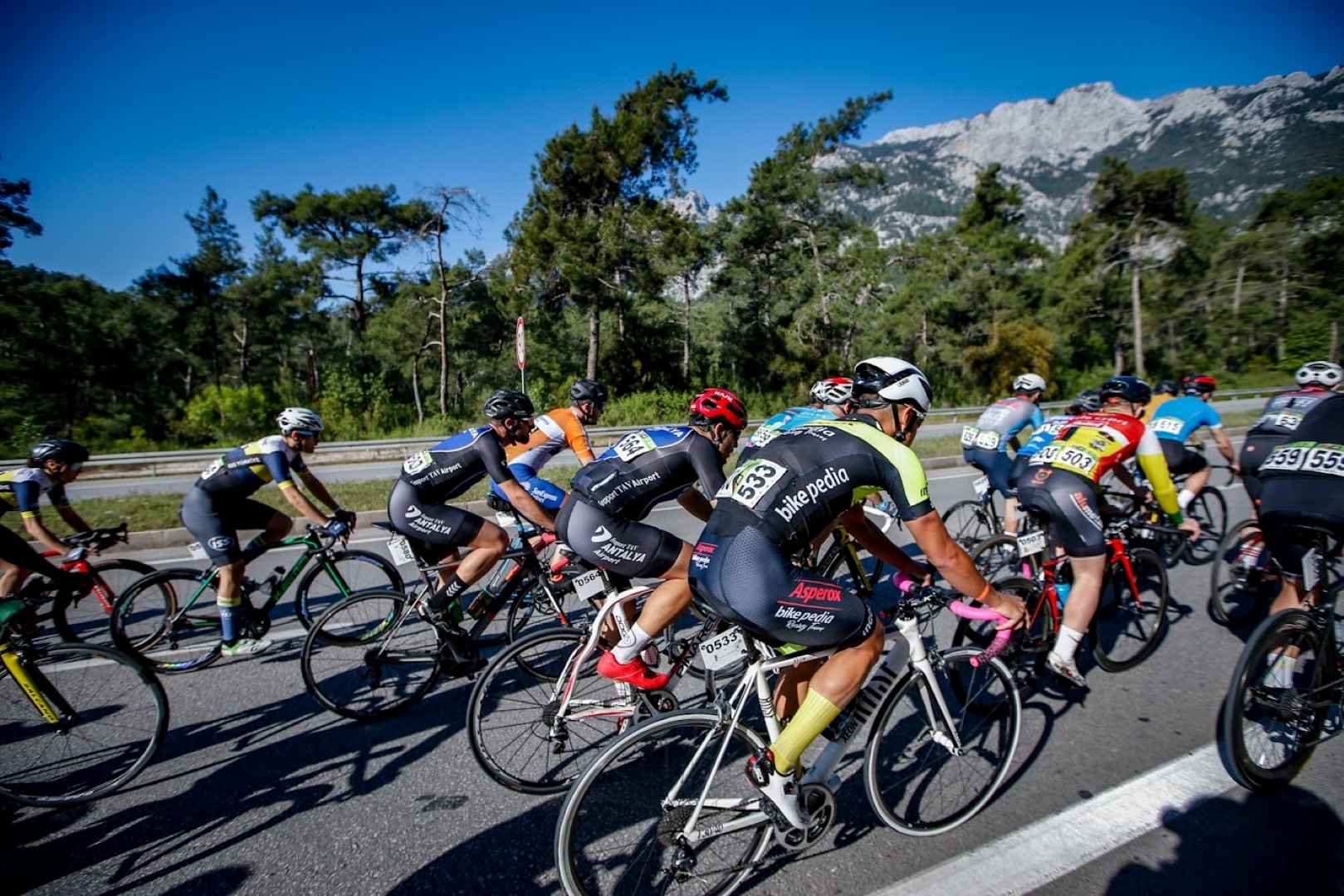 Akra Gran Fondo Kemer’in Essiz Dogasind 660002 195608 (Large)