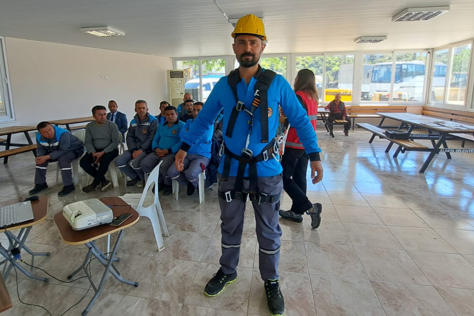 Alanya Belediyesi Kurum Içi Eğitimlerine Devam Ediyor (3) (Large)