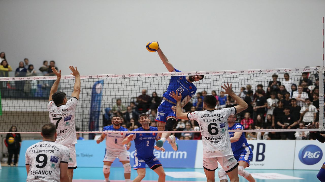 Alanya Belediyespor Halkbank Maci (2)