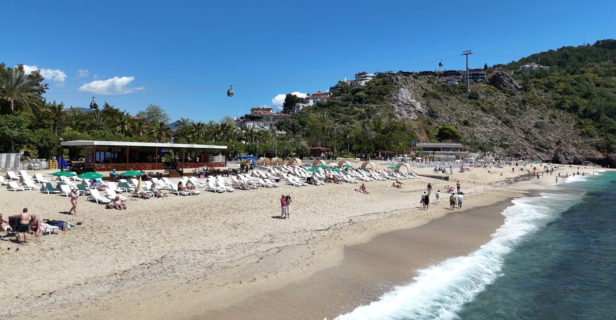 Alanya'da Güneşi Gören Sahile Koştu (3)