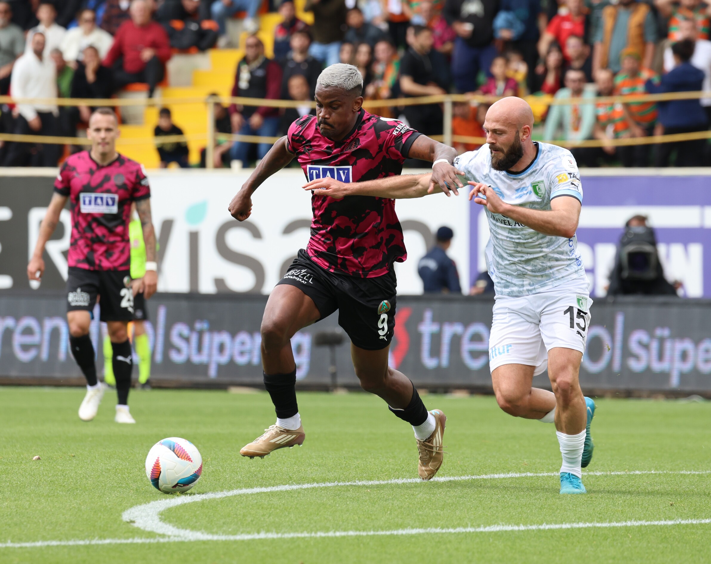 Alanyaspor Ateşe Düştü (3)